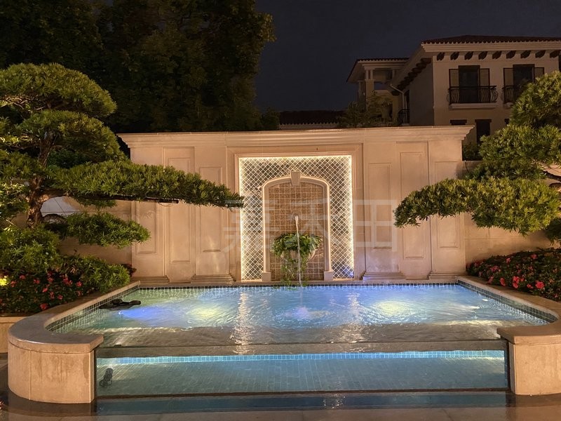别墅庭院设计中私家游泳池如何设计？